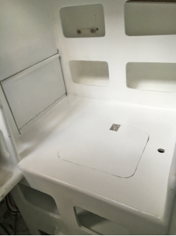 Sink with cover in place